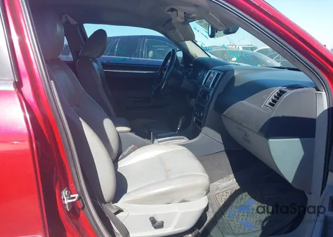 2007 Chrysler 300C from USA, damaged, VIN 2C3KA63H27H705032